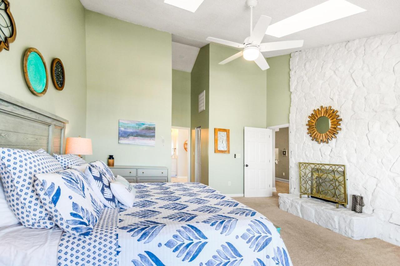 מירטל ביץ' Coastal Comforts מראה חיצוני תמונה